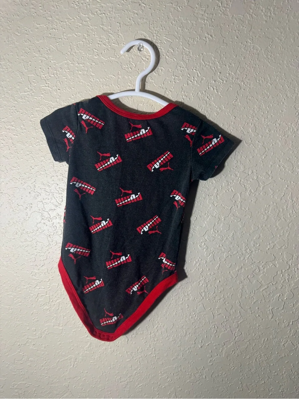 Puma Baby Boy 0-3M Bodysuit Lot 4 Pack Short Sleeve Onesies